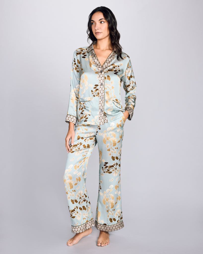 Karma on the Rocks Tokyo Kazari Gold Pajama